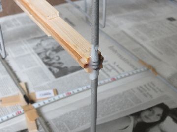 D2 strut 4